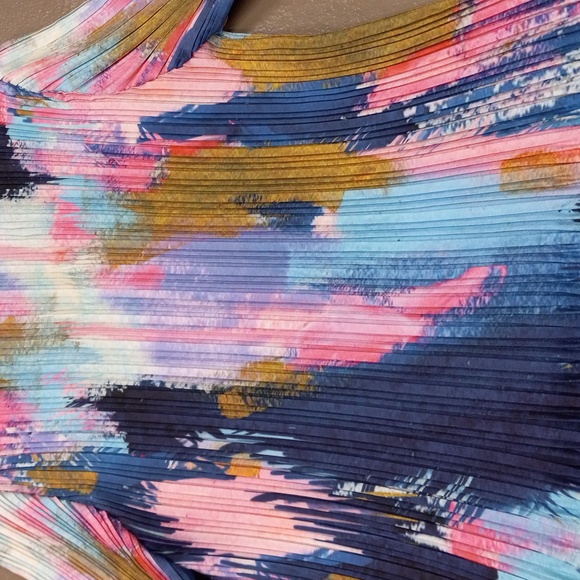 Milano Multi-Colored, Super Stretchy, Abstract, 3/4 Sleeve Shirt - Picture 11 of 11